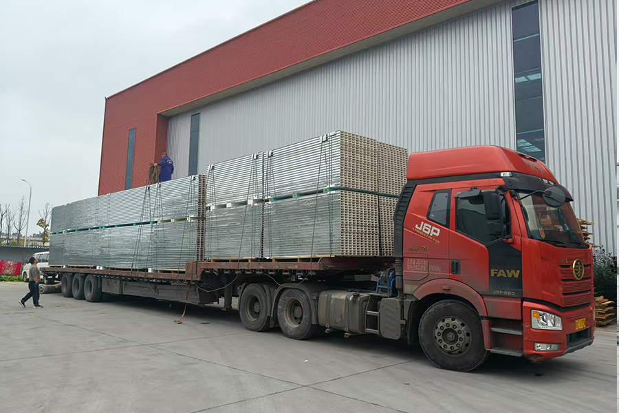 聚氨酯凈化板與硅巖凈化板在應(yīng)用場景的運(yùn)用有何不同